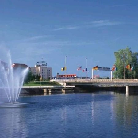 Le Central A - Tout Equipe - Centre-Ville Gare Montluçon Екстериор снимка
